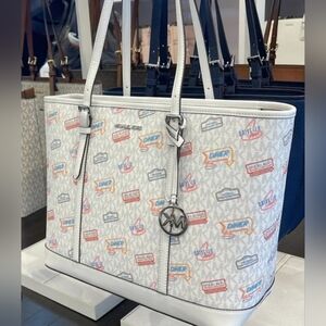 Michael Kors White Jet Set Travel Tote Bag